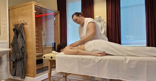 Wellness Puštík - relaxační masáže pro dva.jpg