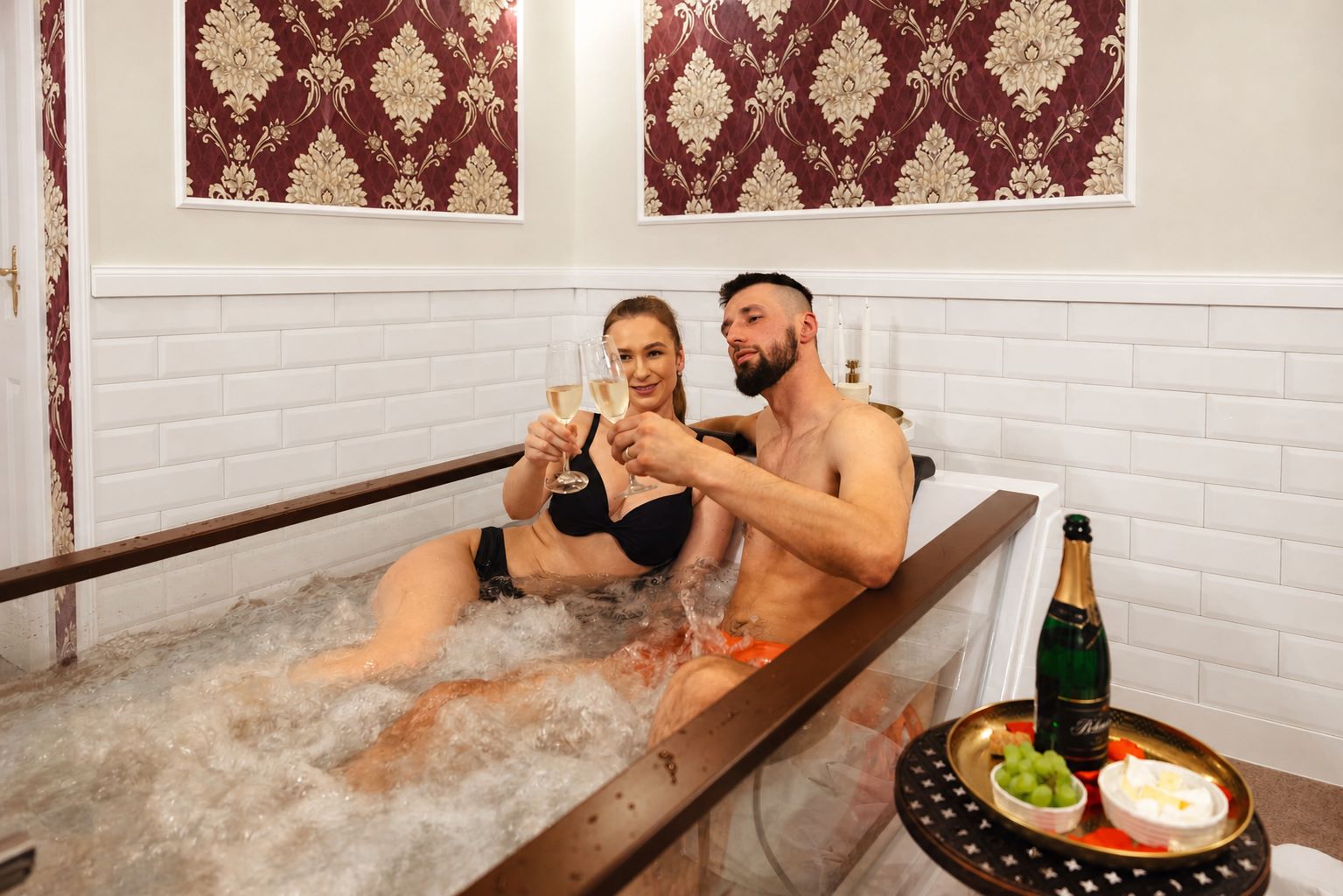 Wellness_pustik_romanticka_noc_Elegance.jpg